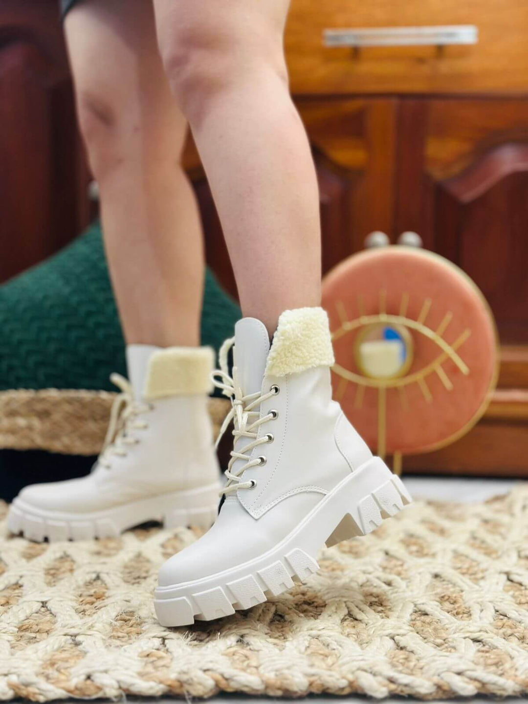Bota Clásica Con Borreguito By Meel - By Meel Mx