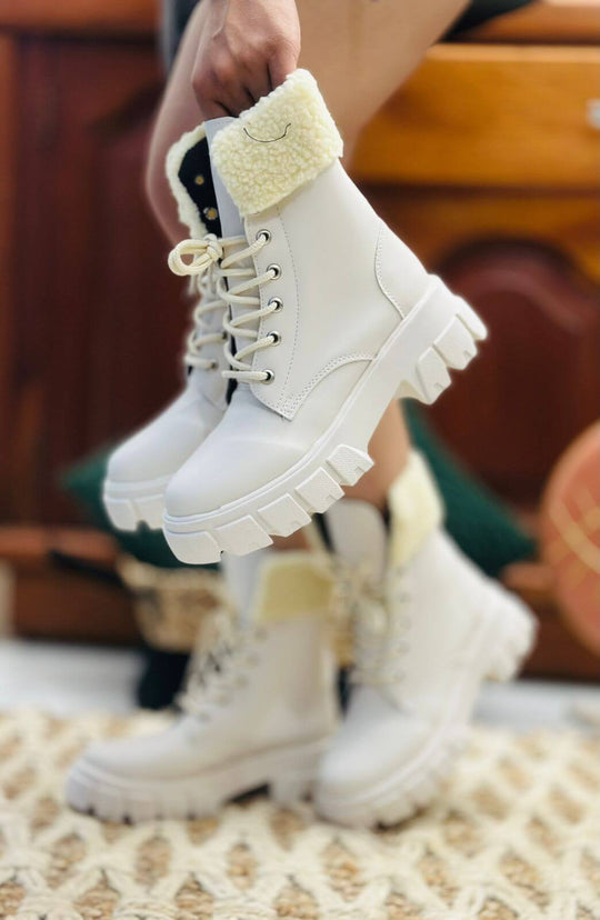 Bota Clásica Con Borreguito By Meel - By Meel Mx
