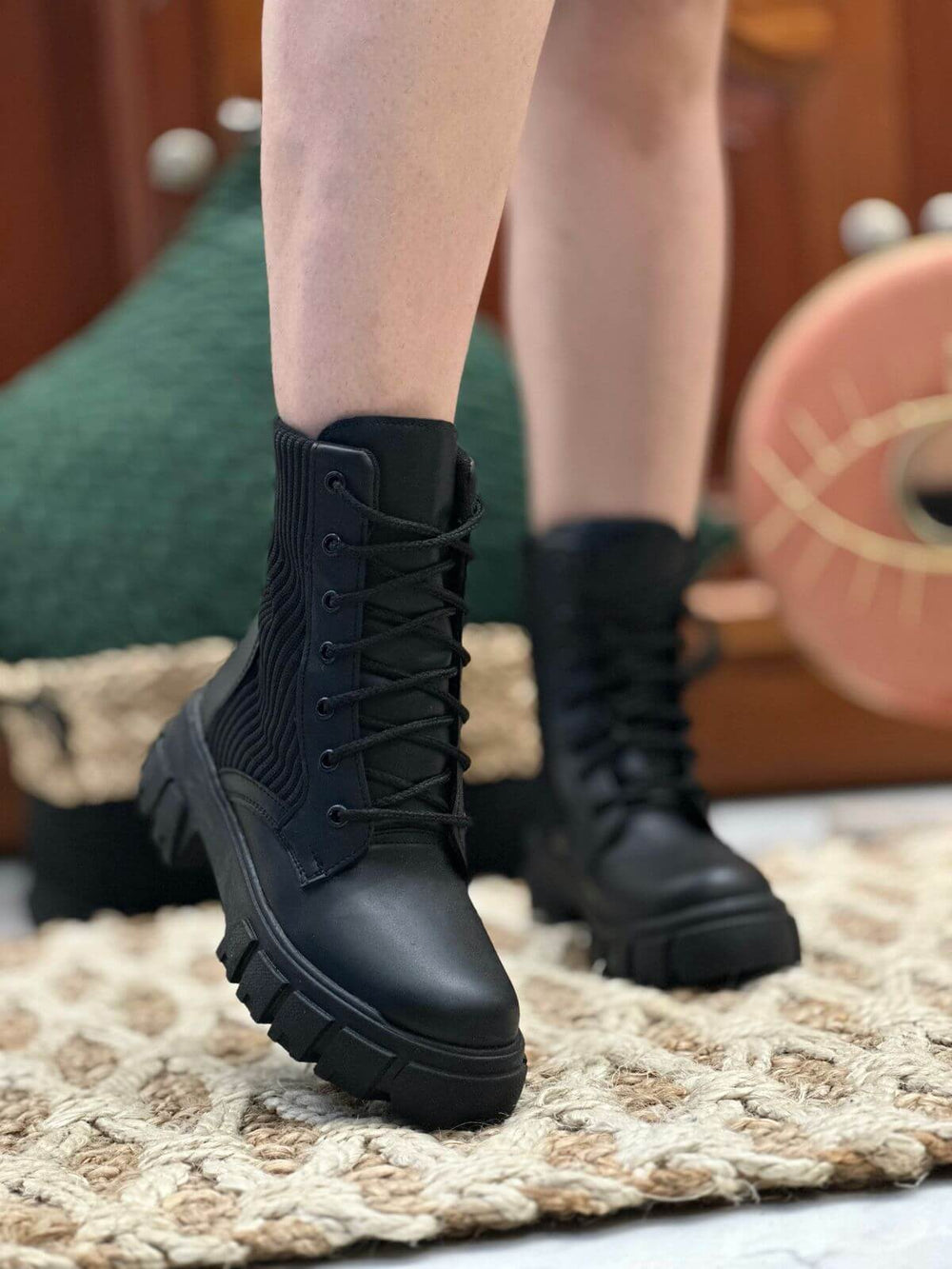 Bota Clásica Con Suéter Bordado By Meel - By Meel Mx